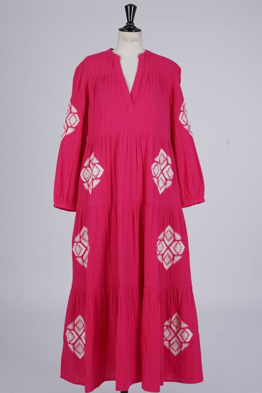 Robes Goa Paris | Telia Fushia