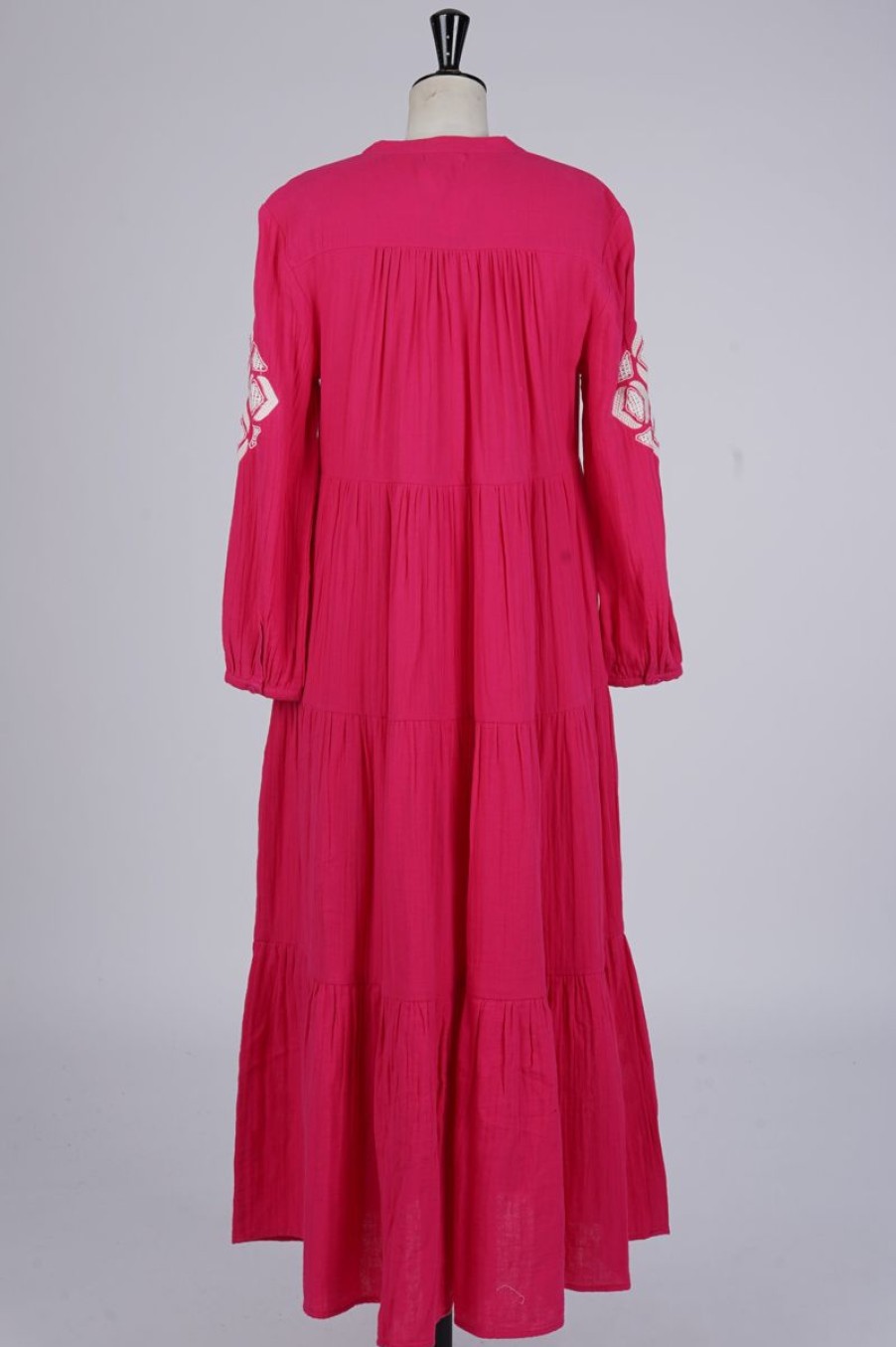 Robes Goa Paris | Telia Fushia